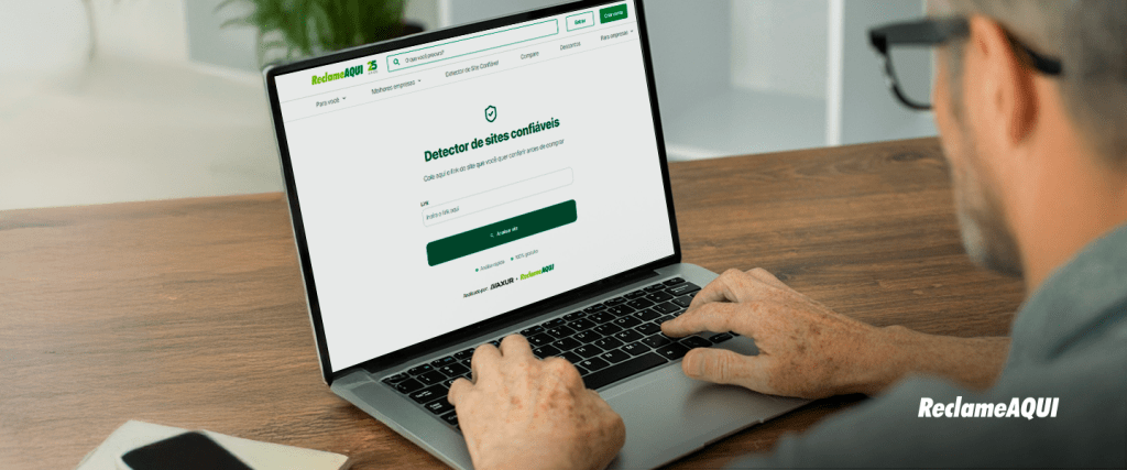 Erros Amadores Que Entregam o Golpista: Design Quebrado e Português Macarrônico